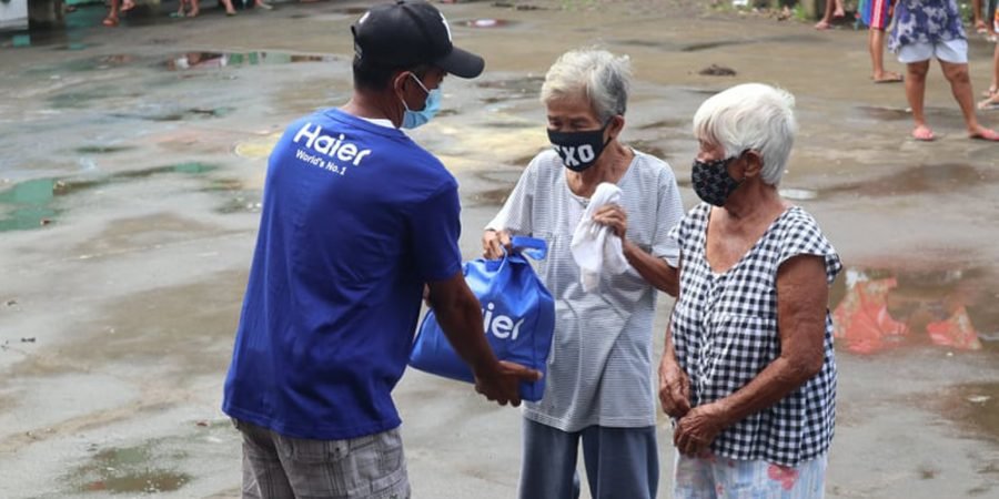 Haier Philippines helps Filipino families - Covid-19 - super typhoon - Luzon - home appliances - senior citizens wear face mask