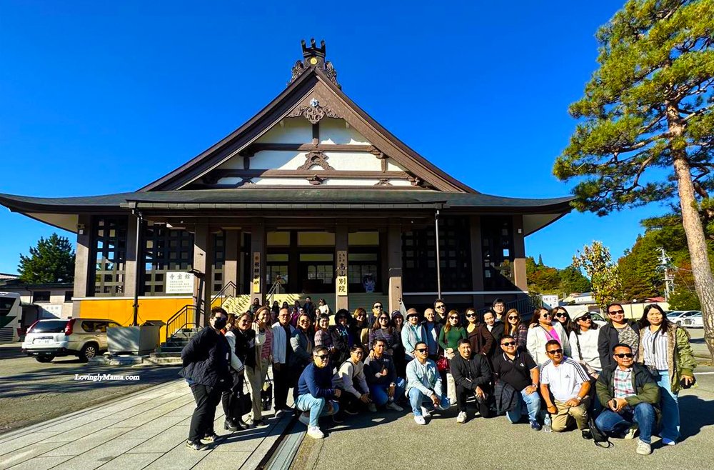 Sun Life Macaulay Club - Sun Life Philippines - life insurance - financial advisors - autumn in Nagoya Japan - travel blogger - Nagoya Castle - Temple at Takayama