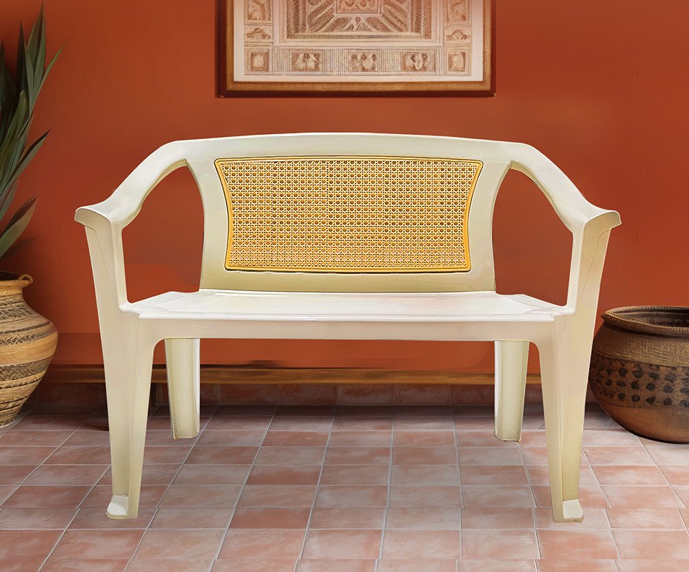 Mary Loveseat
